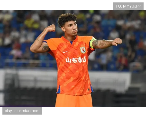 克雷桑帽子戏法,山东泰山客场3-1逆转击败青岛西海岸 克雷桑帽子戏法,山东泰山客场3-1逆转击败青岛西海岸