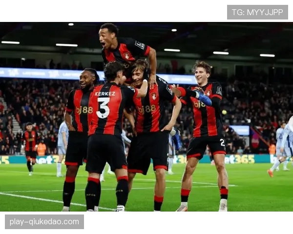 实时战报:布伦特福德闪电战,开场3分钟即攻破伯恩茅斯球门 实时战报:布伦特福德闪电战,开场3分钟即攻破伯恩茅斯球门